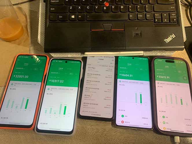 【2025年4月】知识付费镰刀训练营：单号年赚百万的超级IP孵化术-小艾项目网